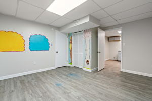  Photo 36