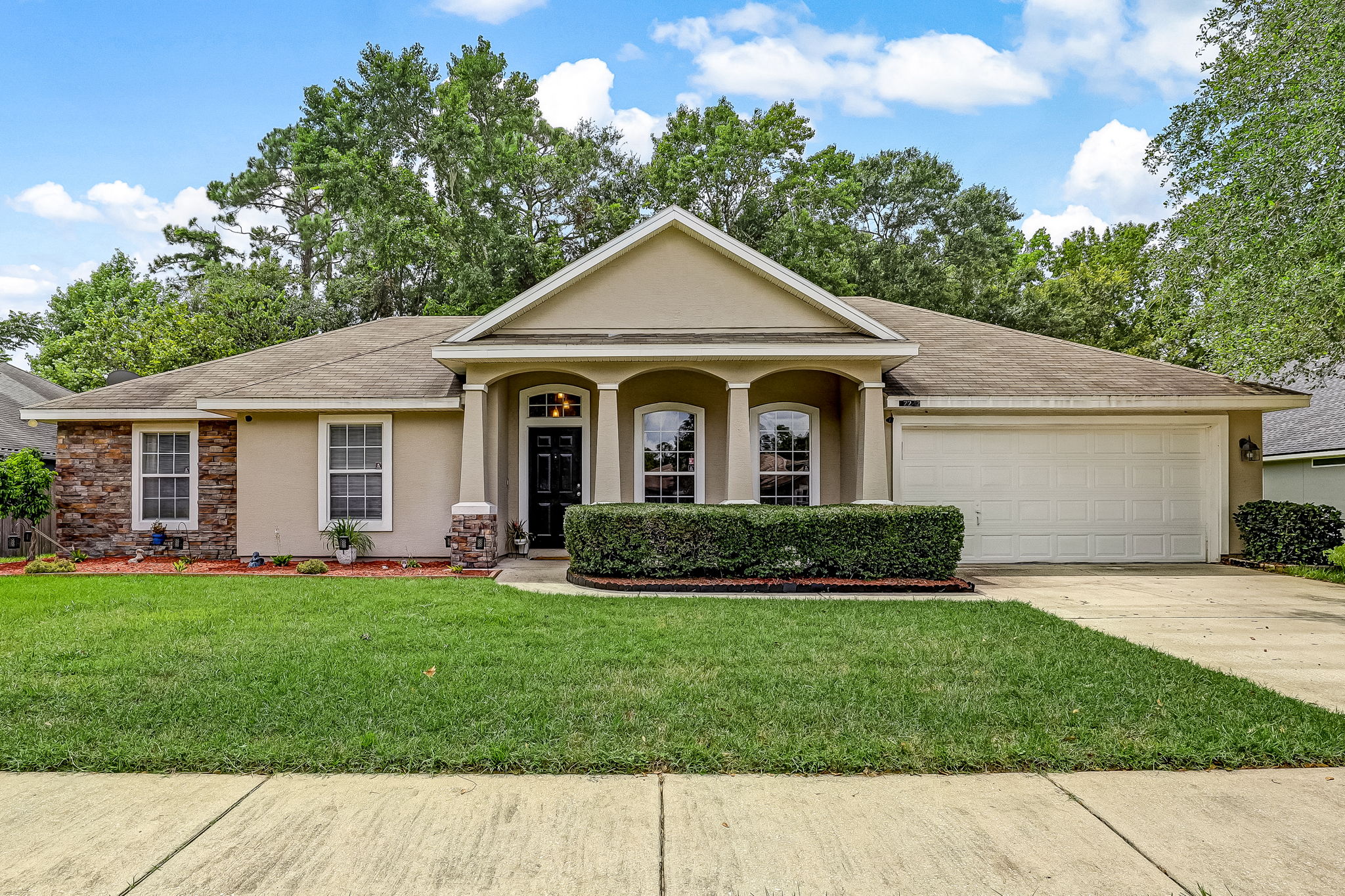 Welcome to 12242 Captiva Bluff Rd