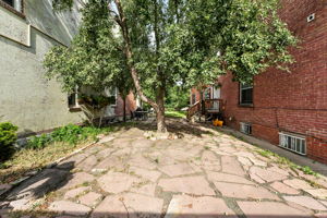 Photo 37