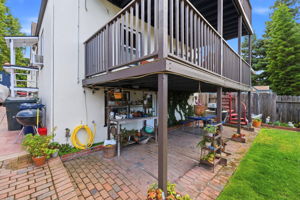 041_F8_1225 Ulfinian Way