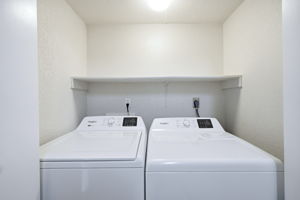  Photo 37
