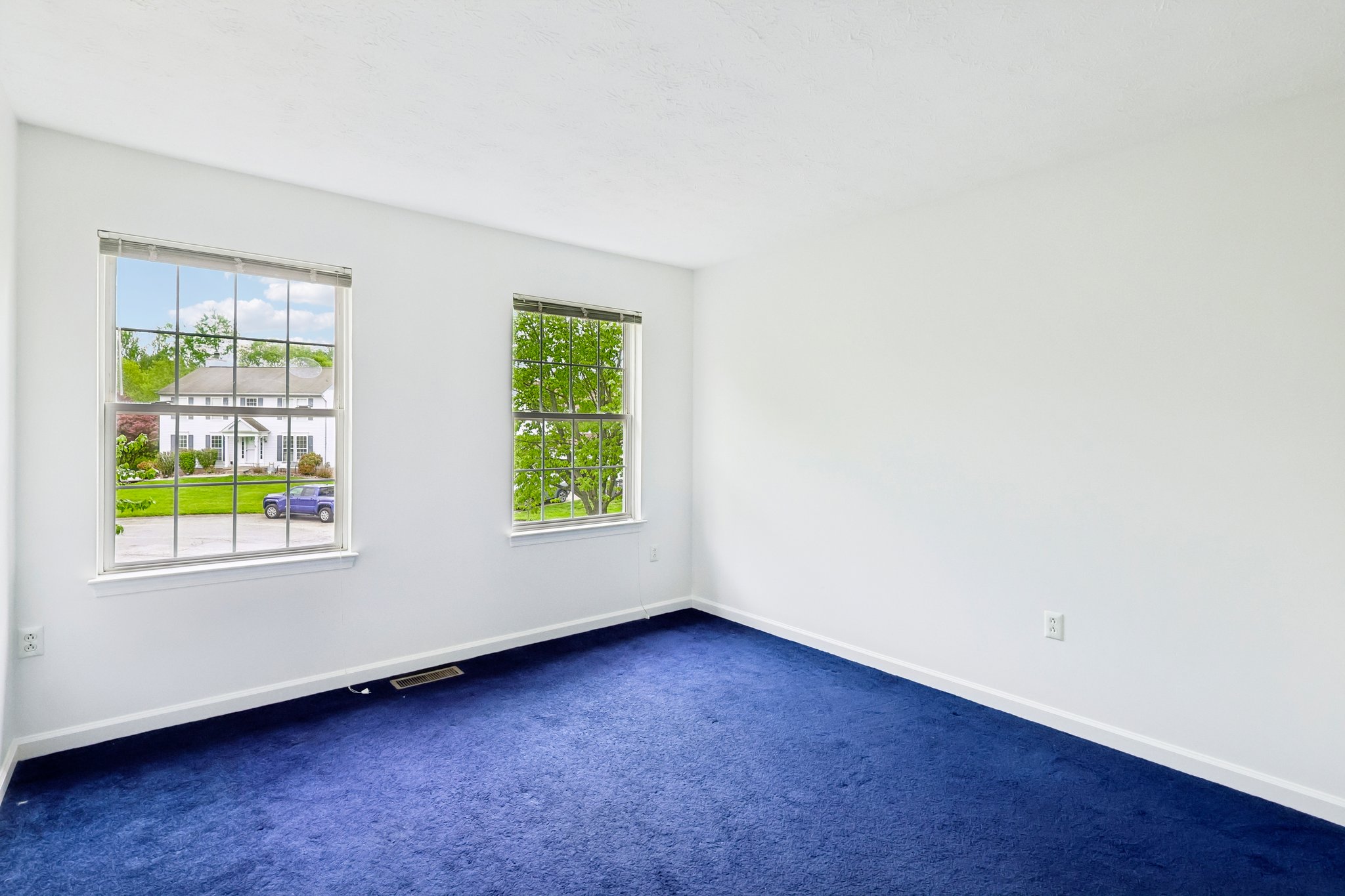 Crescent Boulevard Ext-S0105-038.jpg