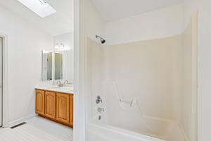 Crescent Boulevard Ext-S0105-032.jpg
