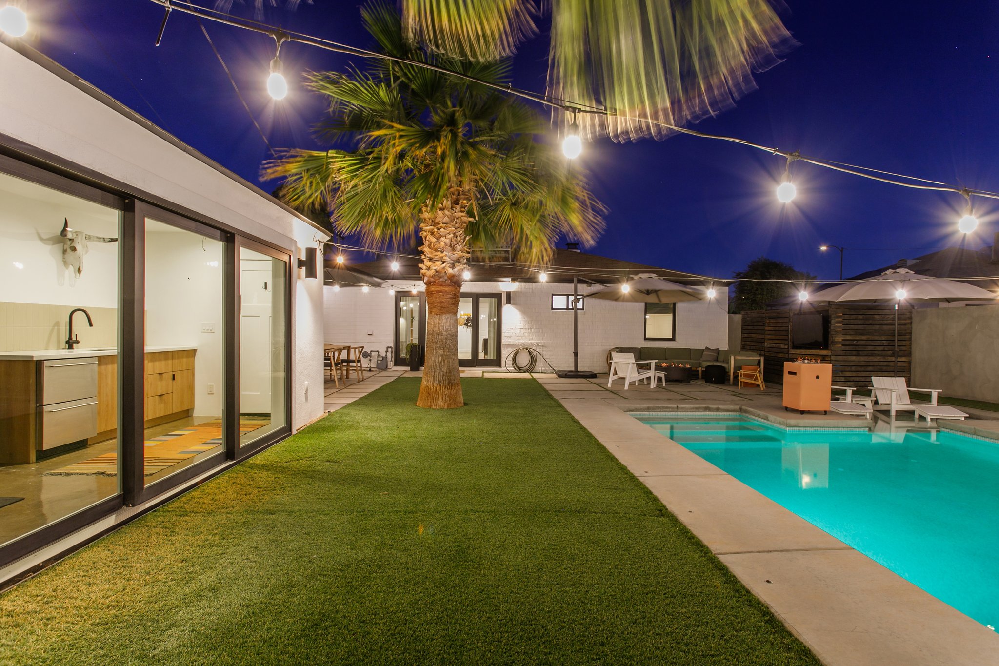 1226 E Almeria Rd, Phoenix, AZ 85006 - 010.jpg