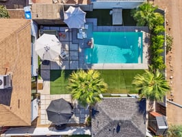 1226 E Almeria Rd - 013.jpg
