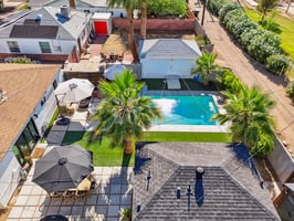 1226 E Almeria Rd - 016.jpg