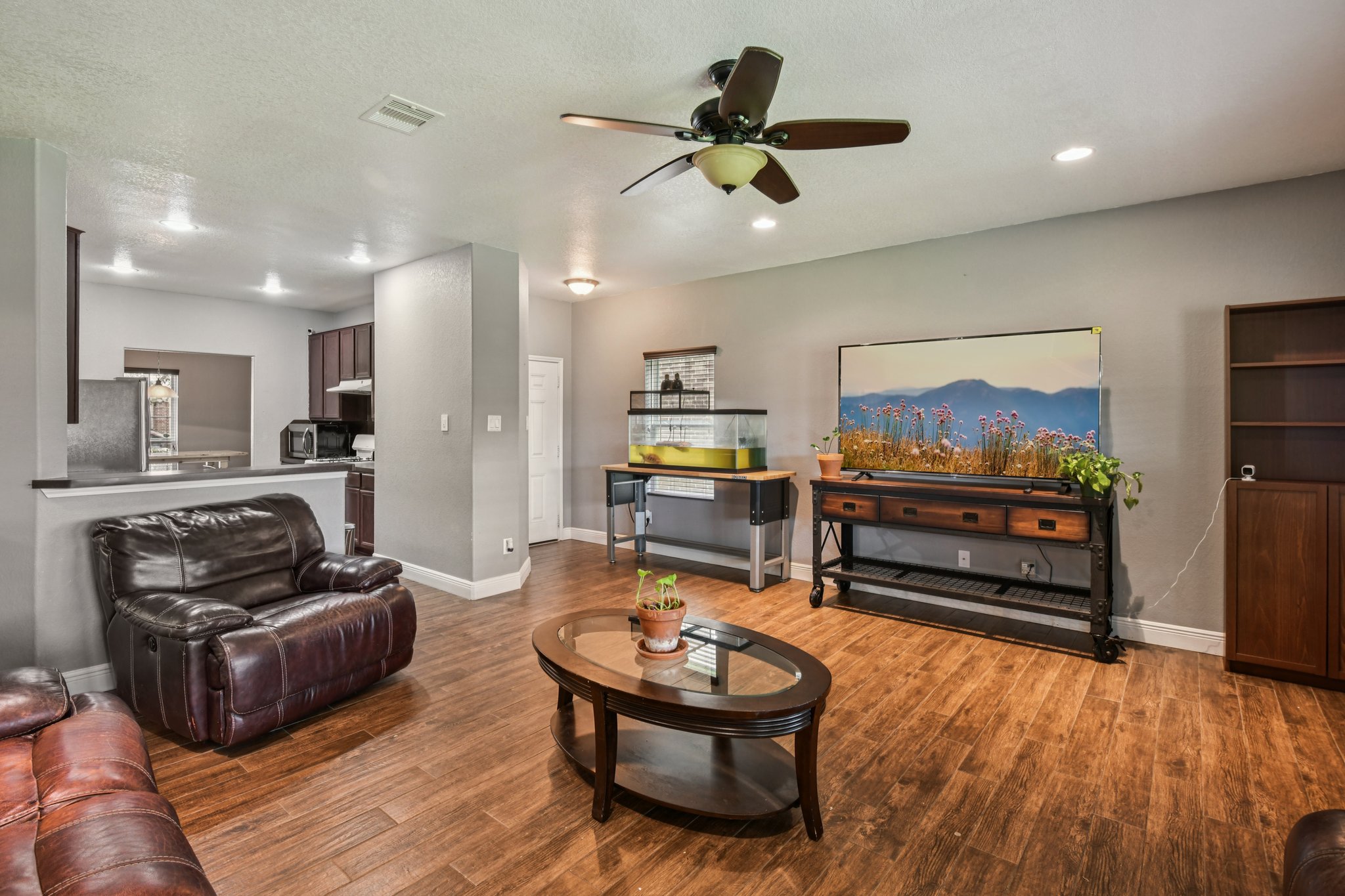 Newsome Glenn Dr-S0807-008.jpg