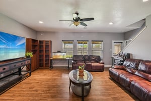 Newsome Glenn Dr-S0807-010.jpg