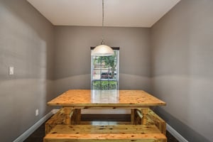 Newsome Glenn Dr-S0807-011.jpg