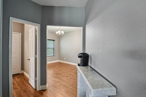 Newsome Glenn Dr-S0807-017.jpg