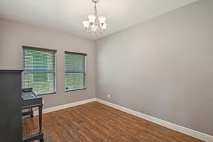 Newsome Glenn Dr-S0807-019.jpg