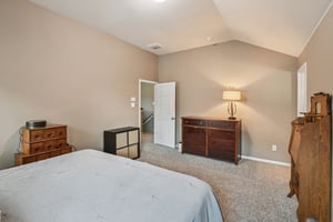 Newsome Glenn Dr-S0807-036.jpg