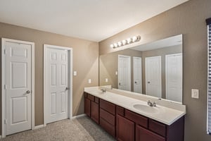 Newsome Glenn Dr-S0807-041.jpg