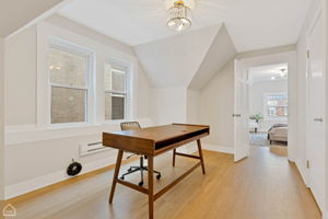 1227 N Artesian Ave_025