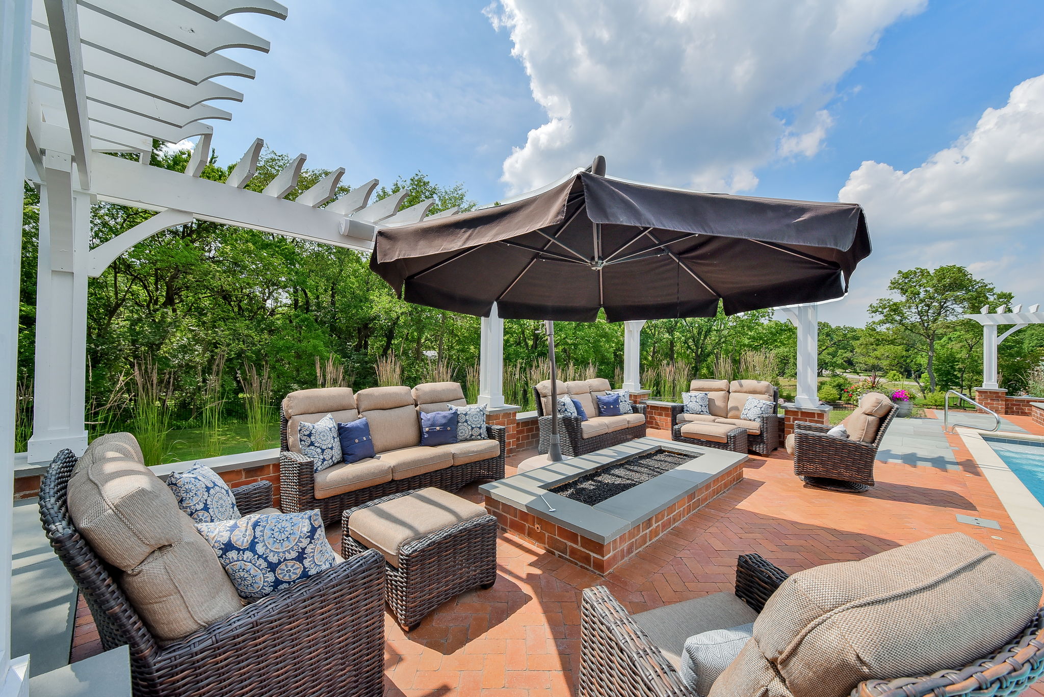  1227 Olesen Dr, Naperville, IL 60540, US Photo 104