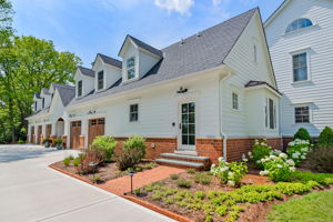  1227 Olesen Dr, Naperville, IL 60540, US Photo 109