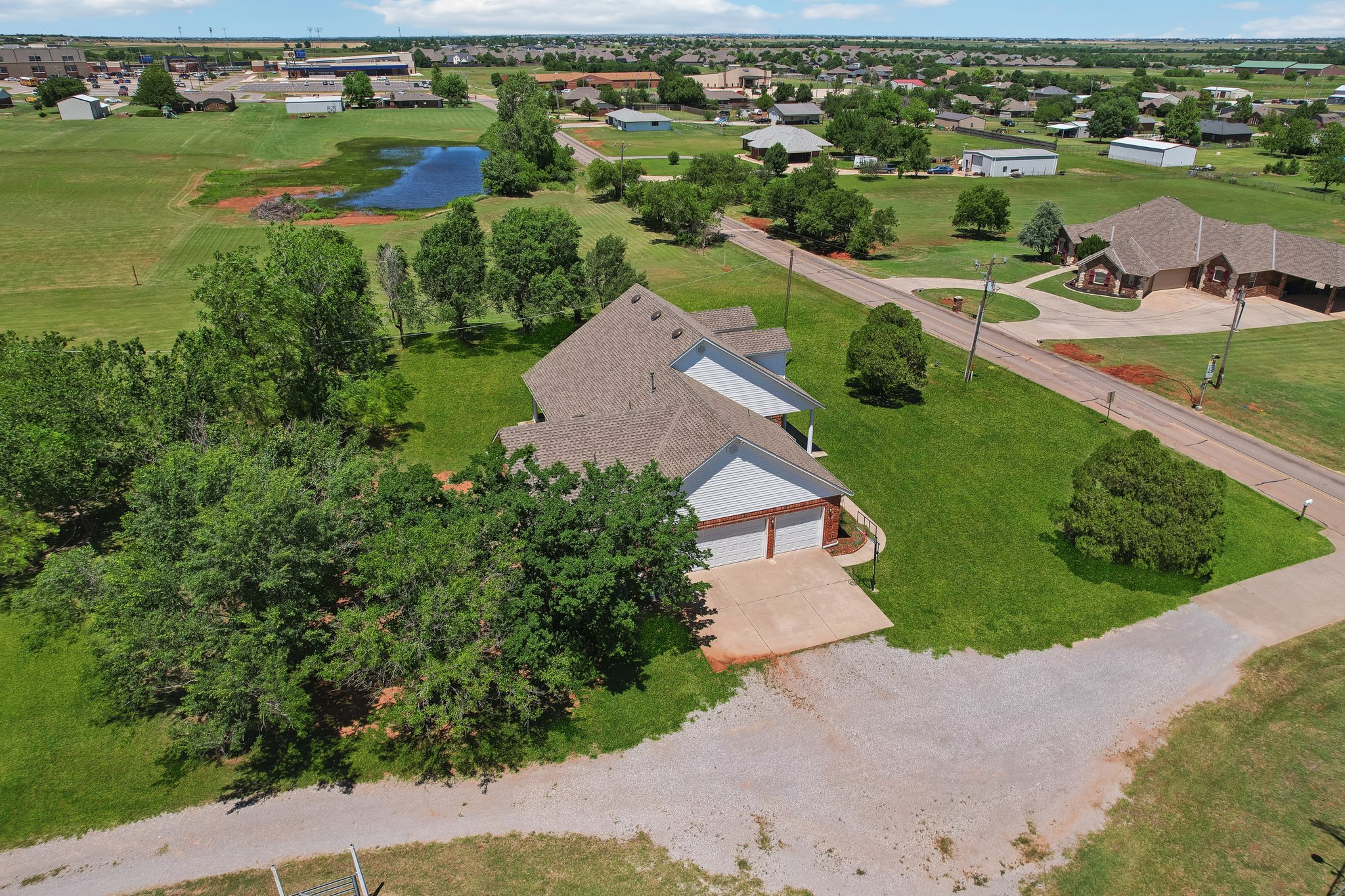 Stout Dr NW-2105-063.jpg