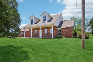Stout Dr NW-2105-005.jpg