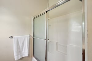 Stout Dr NW-2105-036.jpg