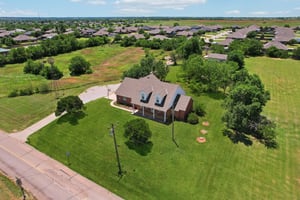 Stout Dr NW-2105-052.jpg