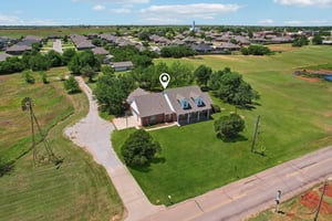 Stout Dr NW-2105-054.jpg
