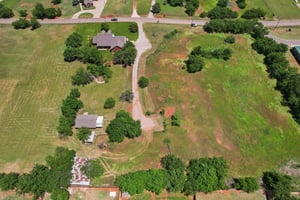 Stout Dr NW-2105-059.jpg