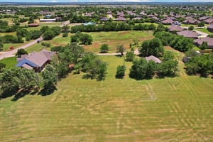 Stout Dr NW-2105-065.jpg