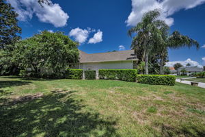 Side Exterior3