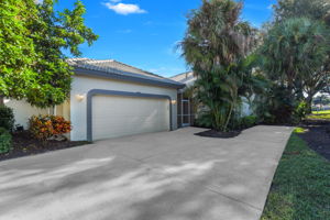 Side Facing Garage