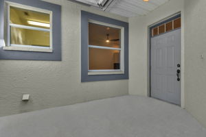 Screened Front Entry