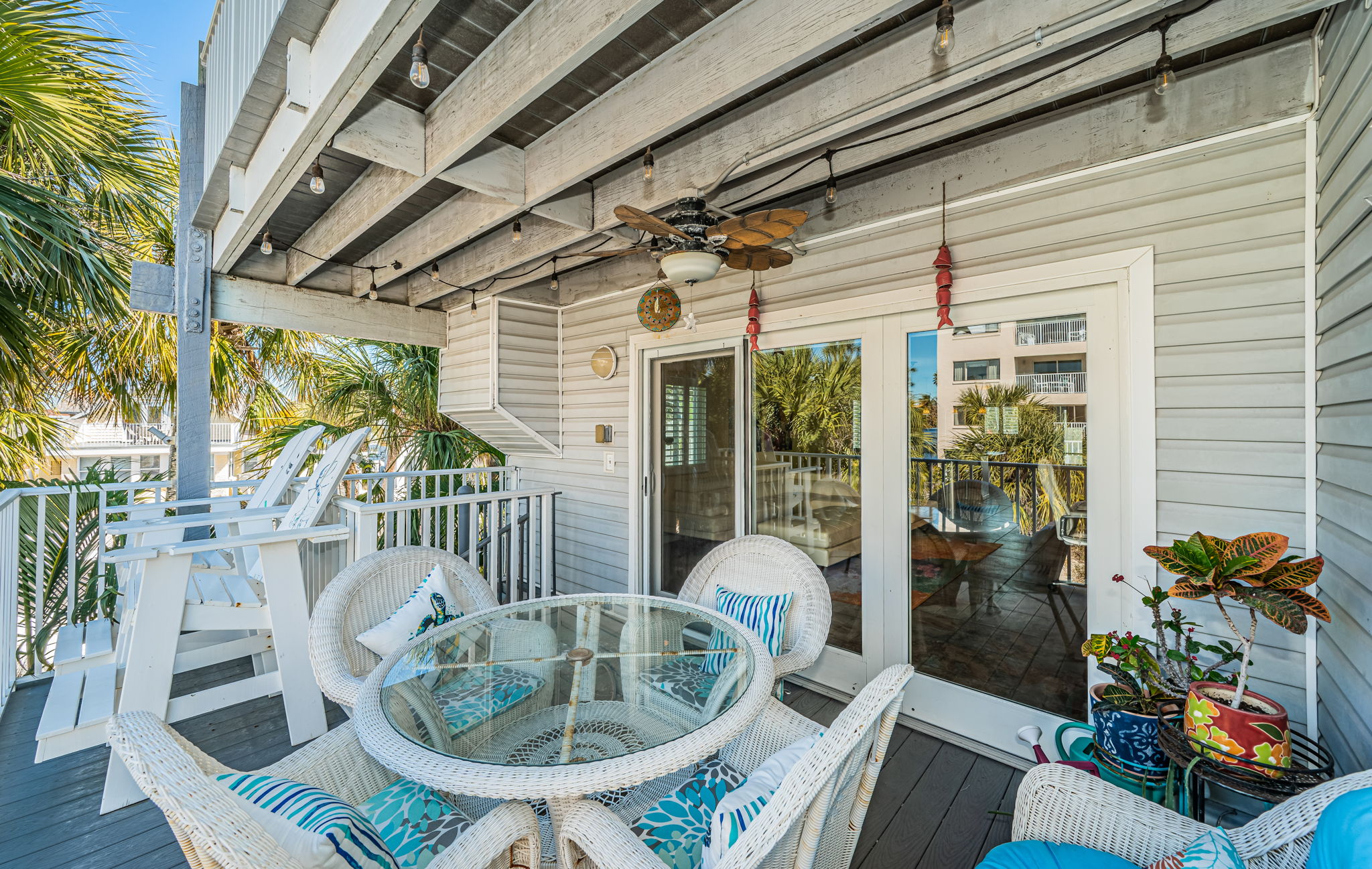 Living Room Balconcy4