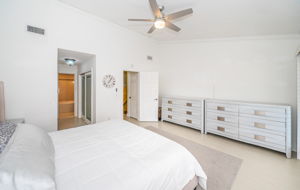 Upper Level Primary Bedroom1c