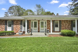  Photo 0