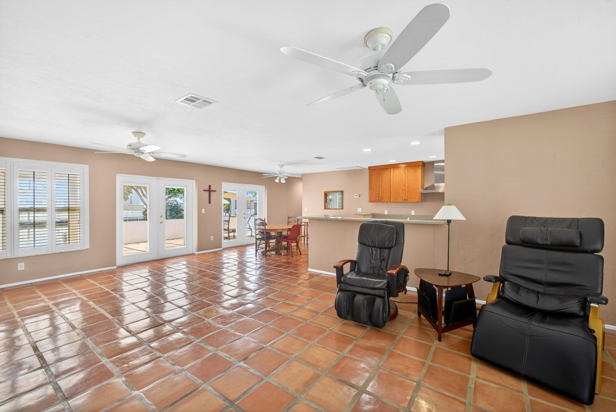 Living Room 4