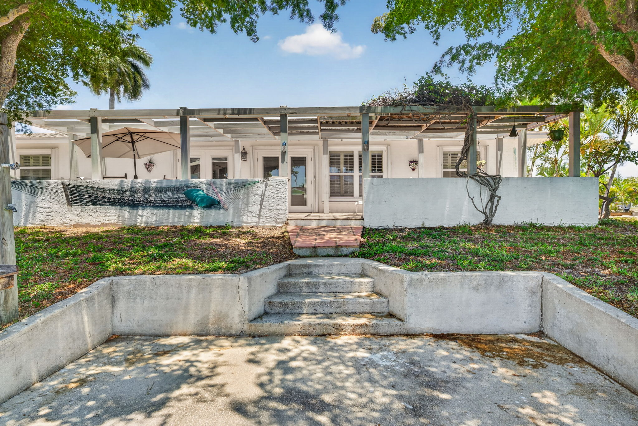 Rear Exterior 1