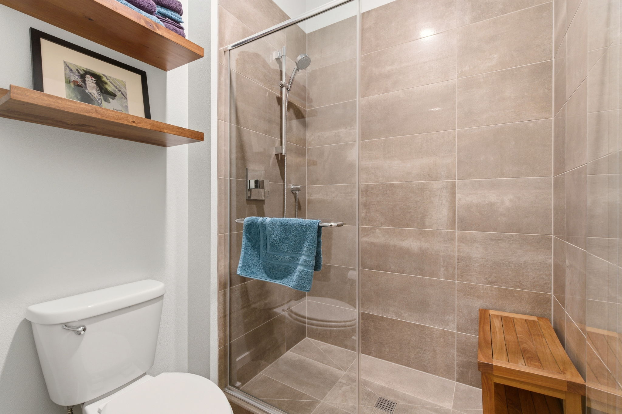  Photo 44
