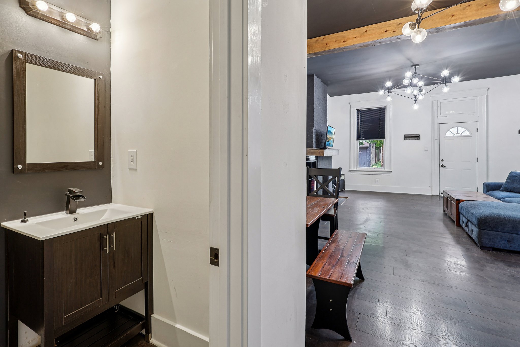 Garrard St-S3110-019.jpg