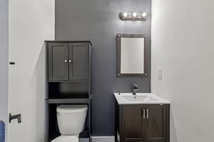 Garrard St-S3110-020.jpg