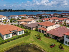 Photo 70