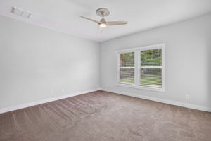 20-Guest Bedroom 2 - 1 of 2