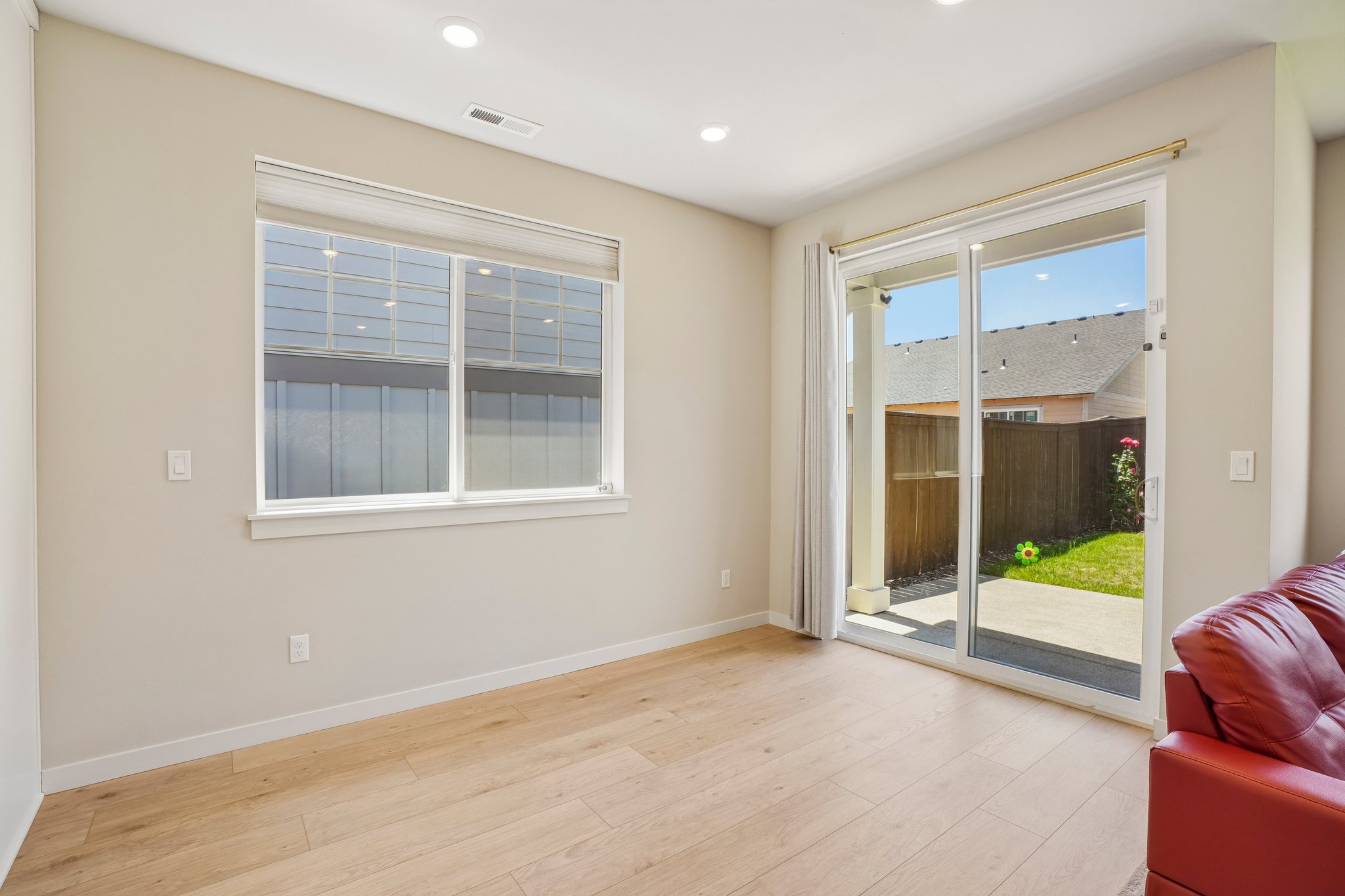 SW Champlin Ln-S0206-008.jpg