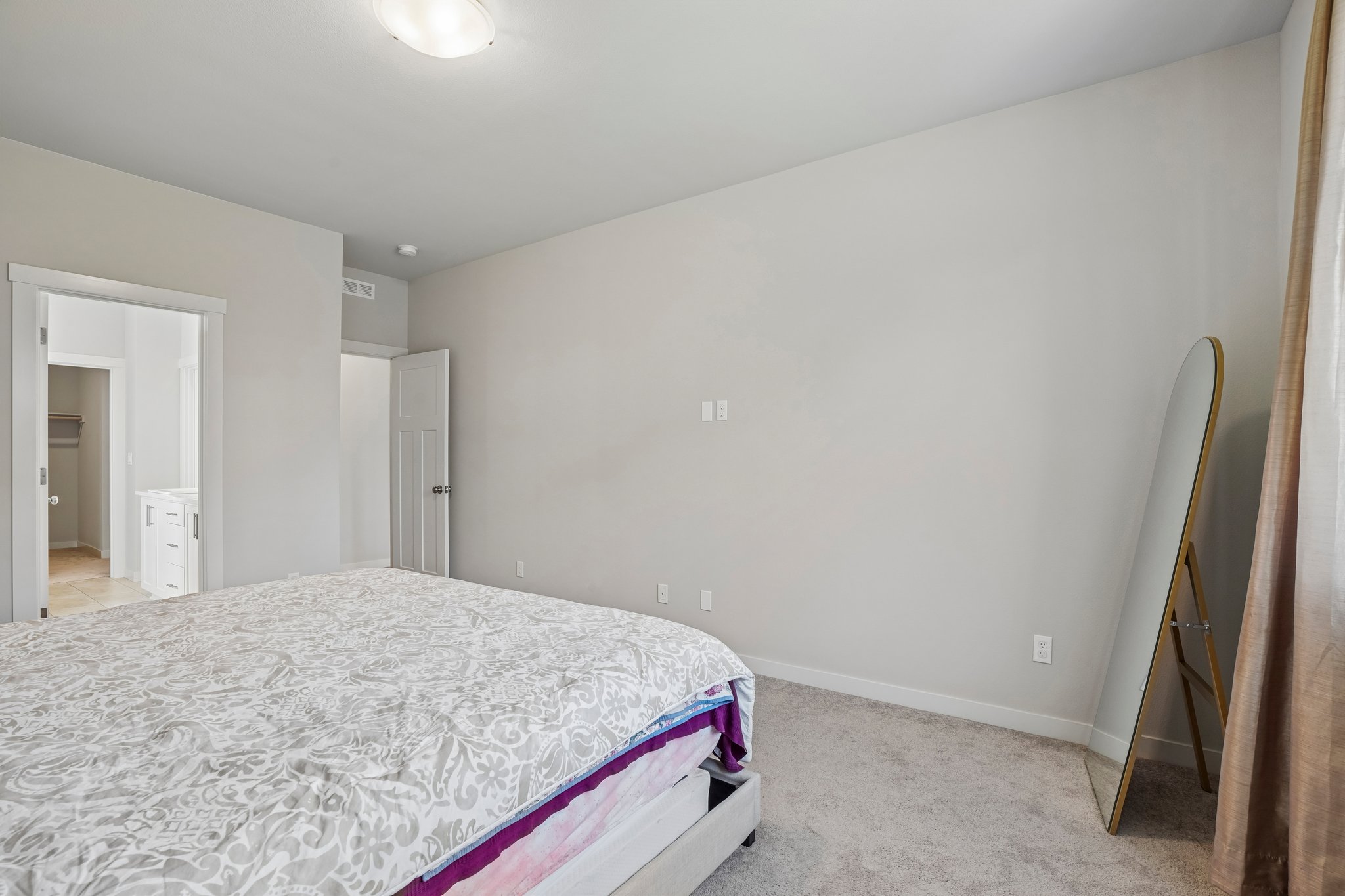 SW Champlin Ln-S0206-020.jpg