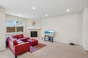 SW Champlin Ln-S0206-010.jpg
