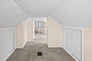  Photo 34