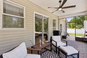 Screened-in Porch