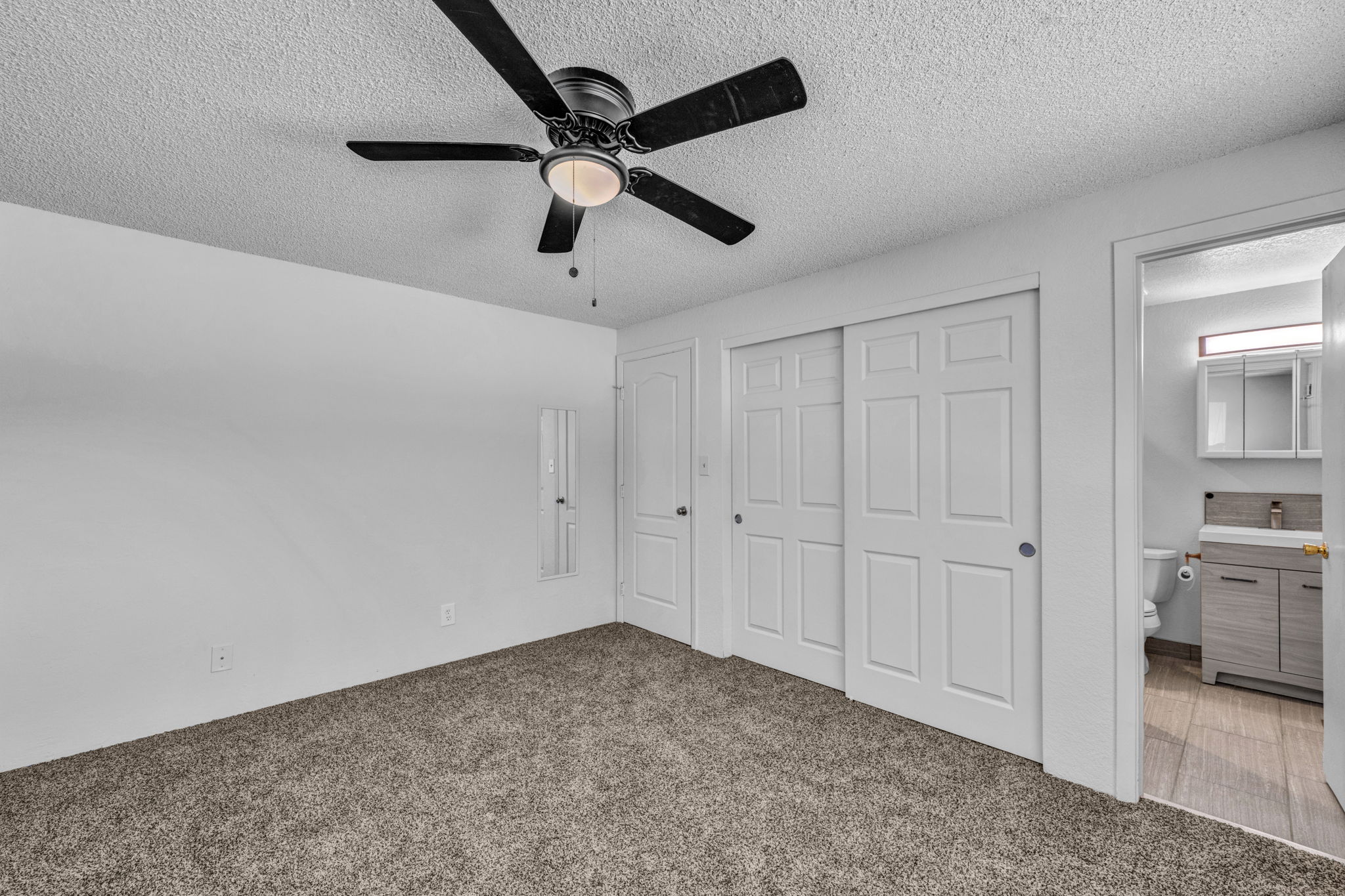 123 Broadleaf Ln_48