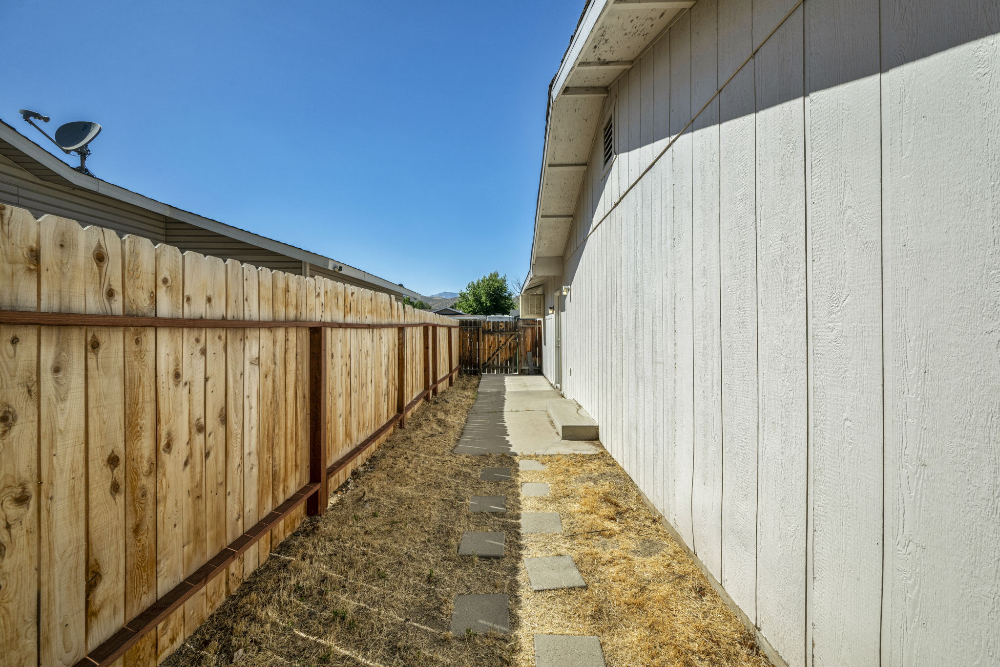 123 Broadleaf Ln_55