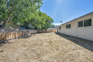 123 Broadleaf Ln_10