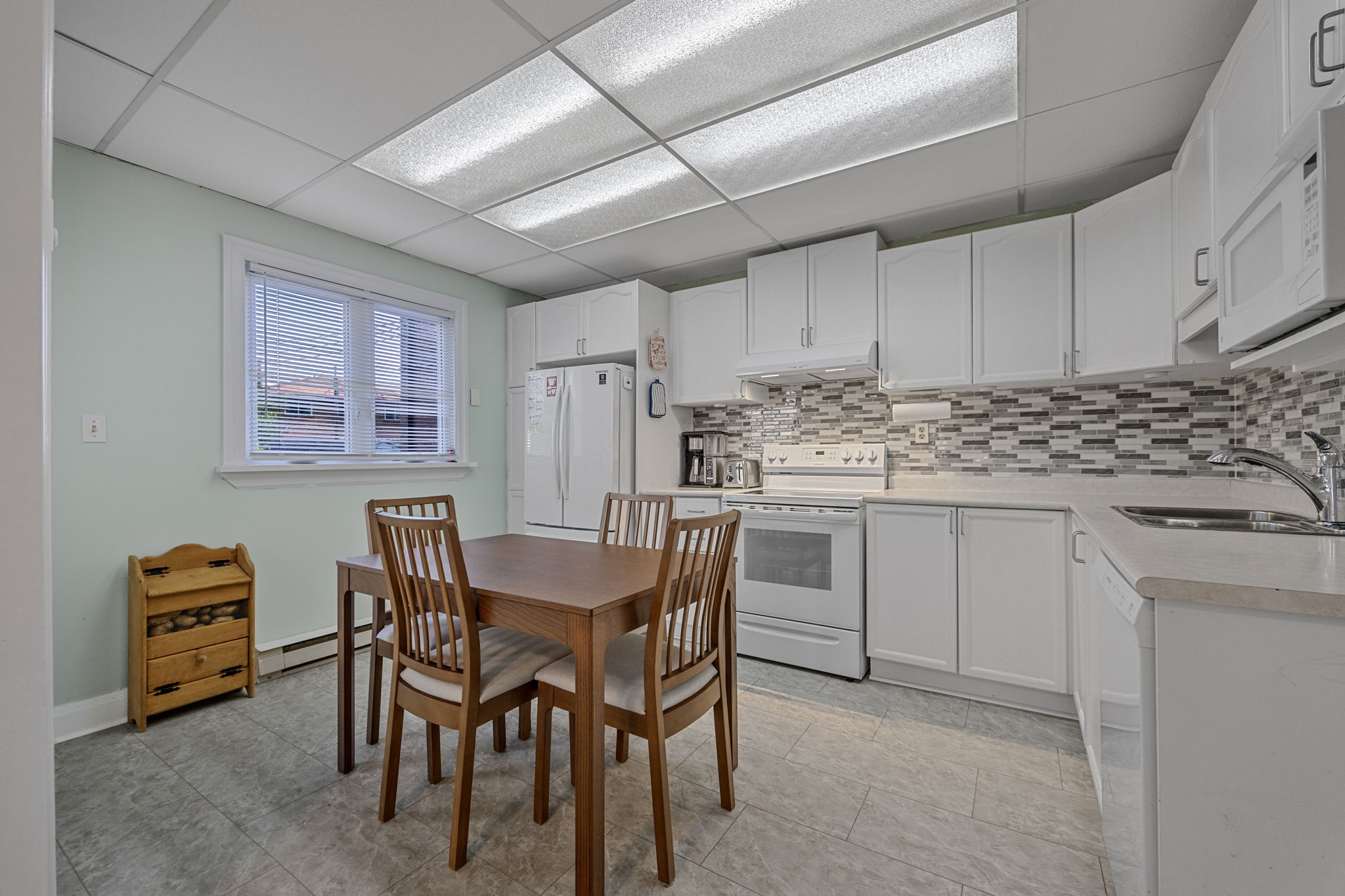 Toronto property showcase — delivered property photograph 11