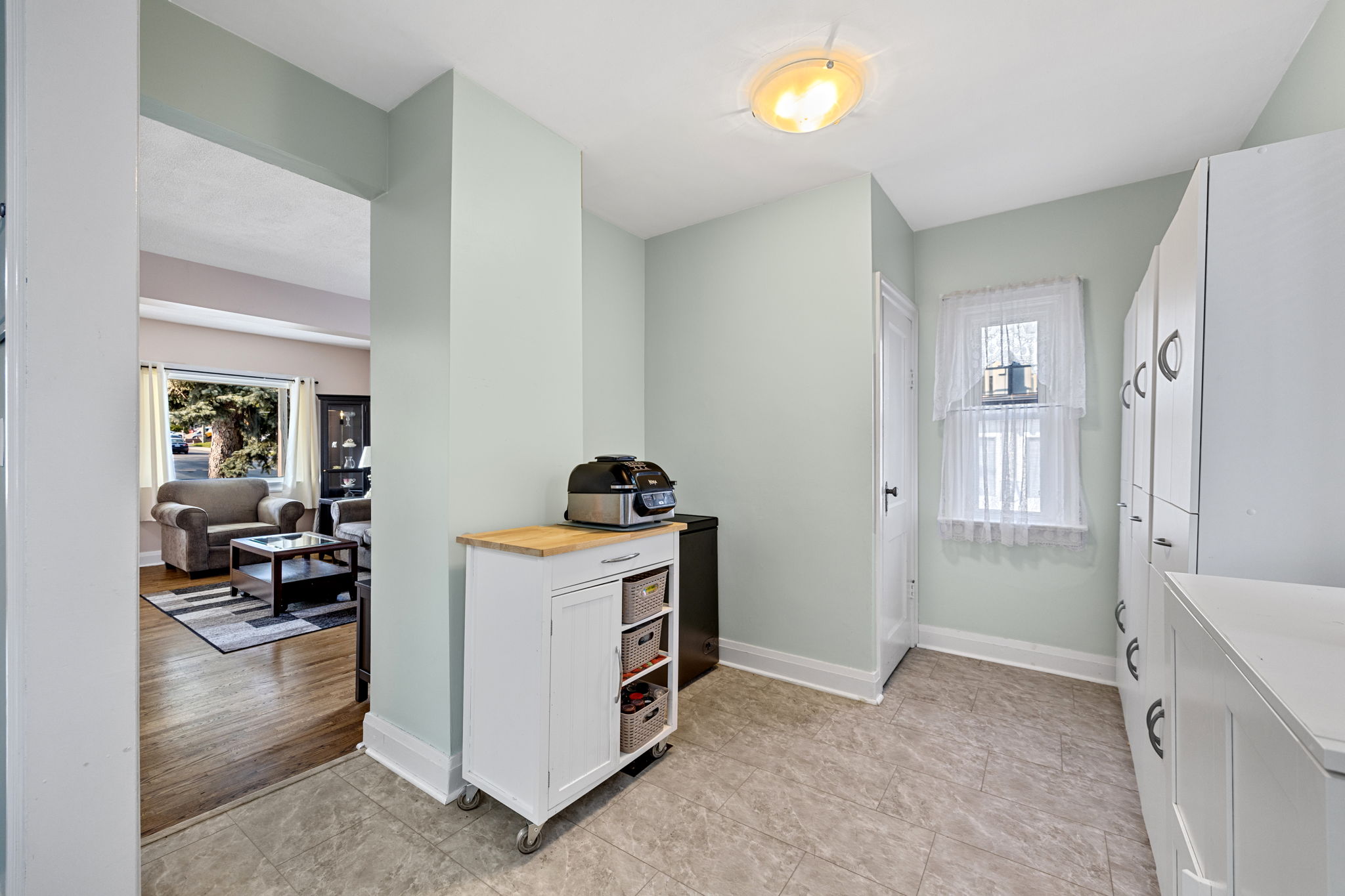 Toronto property showcase — delivered property photograph 14